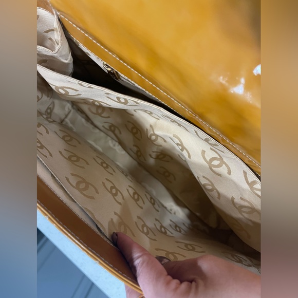 CHANEL Quilted Patent Leather Tote - Picture 14 of 14